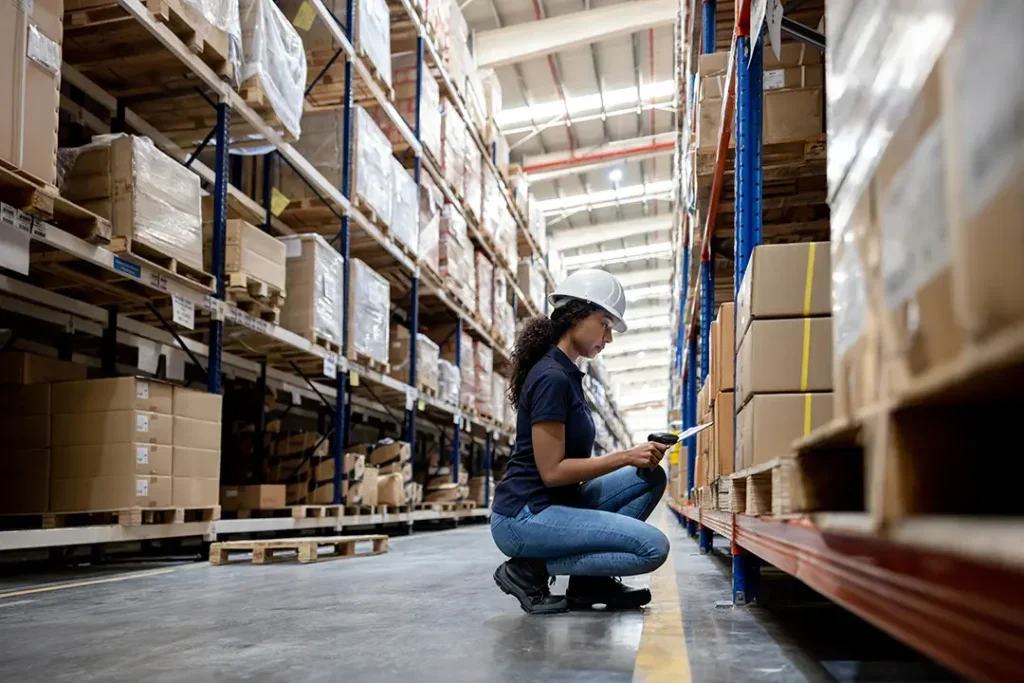 Distribution warehouse